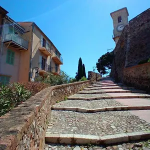 proche-du-palais-des-festivals-et-de-la-plage.fr-provencehotel.com/